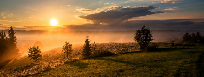 how long does anhedonia last after quitting meth - person watching the sunrise during early recovery