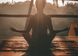 Fentanyl withdrawal: person resting calmly during medically supervised detox